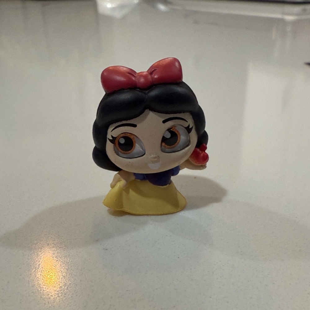Snow White series 6 Disney Doorable